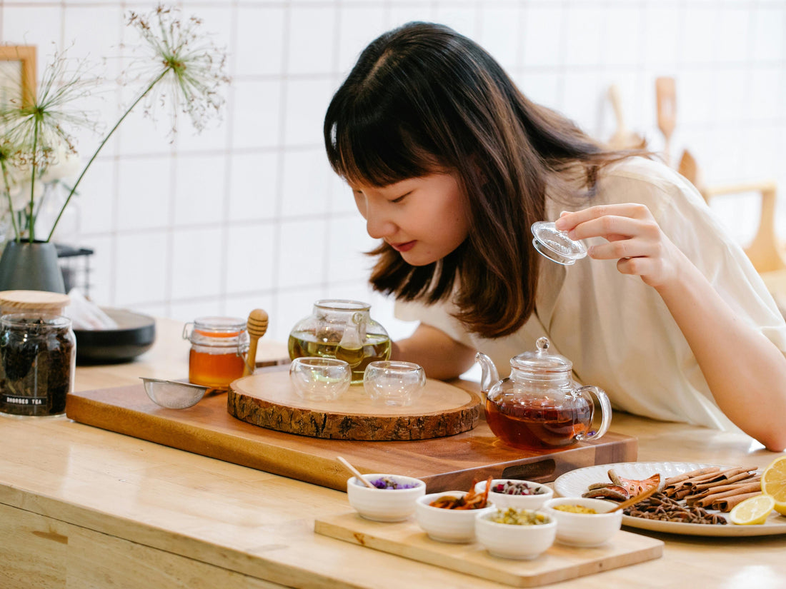 L'Art de l'Entretien - Préserver la Beauté et la Performance de vos Théières